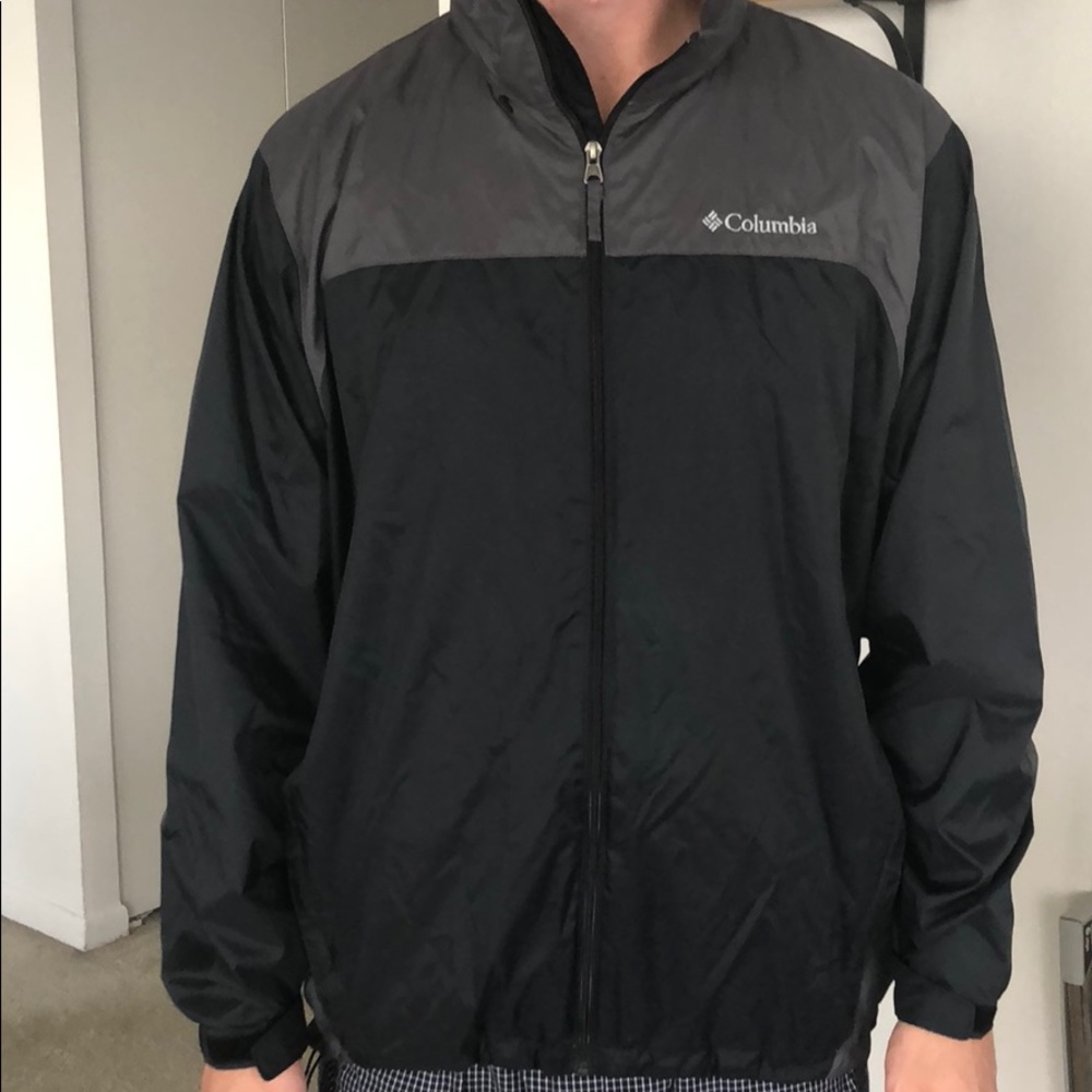 Columbia zip up wind breaker
